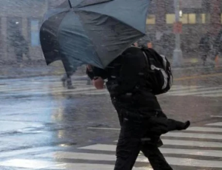 Sabah yağış yağacaq, külək güclənəcək