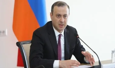 Sülh müqaviləsinin iki variantı var