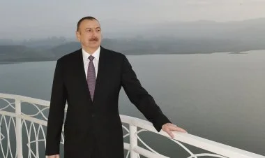 İlham Əliyevdən 8 Mart paylaşımı