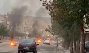 İranda nə baş verir: etiraz, yoxsa inqilab?