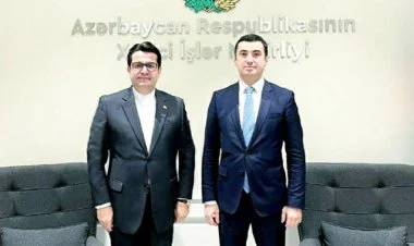 İran səfiri Azərbaycan XİN-in sözçüsü ilə görüşdü