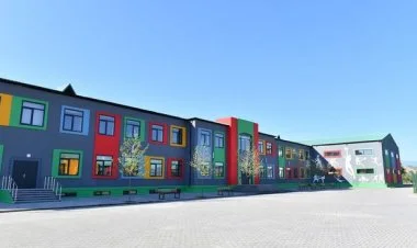 Şuşa və Ağdamda məktəblərin tikintisi gələn il başa çatacaq
