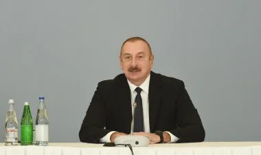 “Sizi gecə yatmağa qoymayan nədir?”