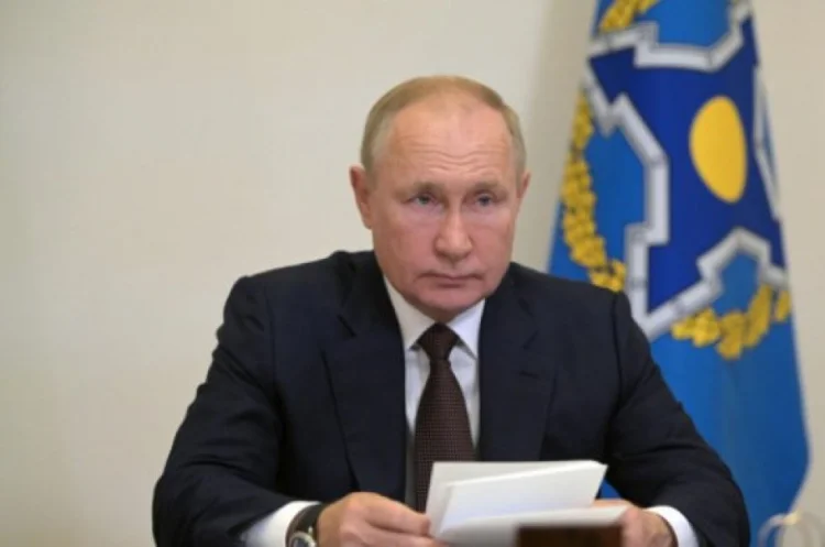 Putin sülh müqaviləsinin bağlanmasına şərtlər irəli sürdü
