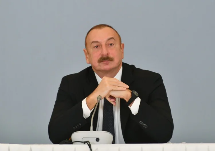 İlham Əliyev İtaliya səfirliyinə gedib