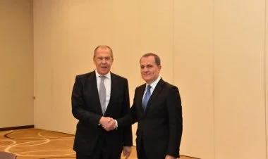 Ceyhun Bayramov və Lavrov arasında görüş başlayıb