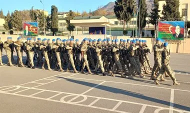 Quru Qoşunlarında komandoların yarışı FOTO