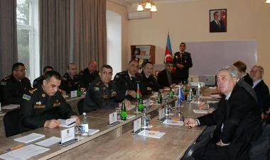 NATO ekspertləri Bakıda FOTO