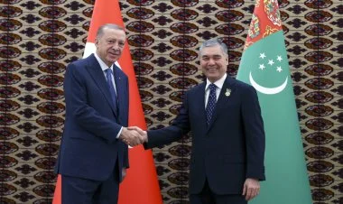 Ərdoğan Qurbanqulu Berdiməhəmmədovla görüşüb