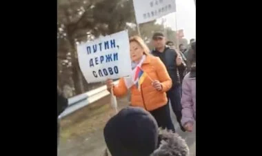 Ermənilər yenə Laçın yolunda yürüşə çıxdılar VİDEO