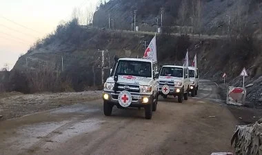 BQXK-nın 5 maşını Xankəndidən Laçın istiqamətinə gedib