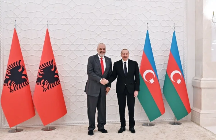 İlham Əliyev Albaniya Baş naziri ilə görüşdü FOTO