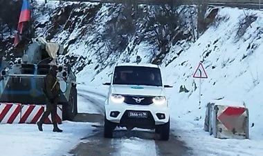 Sülhməramlıların maşını Laçın yolundan maneəsiz keçdi