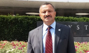 Baş nazir Tofiq Yaqublunun oğluna medal verdi