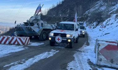 BQXK-nın 6 avtomobili Laçın-Xankəndi yolundan keçdi FOTO