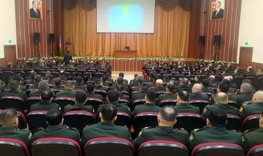 Müdafiə Nazirliyində toplanış keçirilir