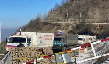 Sülhməramlıların maşın karvanı Laçın yolundan keçdi