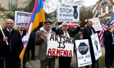 "Yaşıl kartları bir illiyinə Qarabağ ermənilərinə verin"