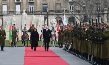 İlham Əliyev Budapeştdədir