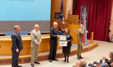 Samirə Kazımova NATO Kollecini bitirən ilk zabitimiz oldu