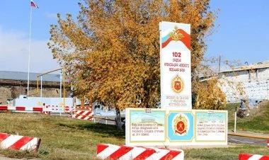 53% erməni Rusiya hərbi bazasının olmasına müsbət baxır
