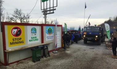 Yanacaq daşıyan maşınlar Xankəndidən Laçına keçdi