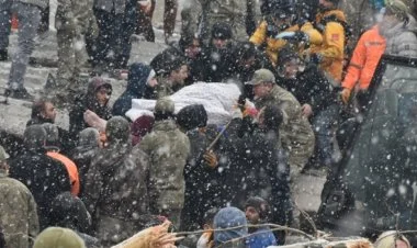 Türkiyədə yenə zəlzələ oldu VİDEO