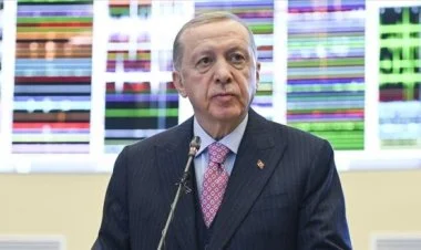 Ərdoğan zəlzələ bölgəsində fövqəladə vəziyyət elan etdi