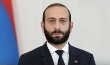 İrəvan Bakıdan sülh sazişi haqqında təklif alıb - Mirzoyan
