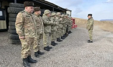 Baş Qərargah rəisi döyüş mövqelərində olub