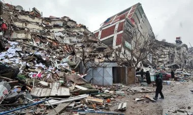 Xilasedicilərimiz 120 saat sonra qadını sağ çıxardılar