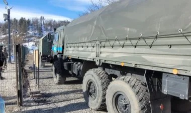 Sülhməramlılarıın iki avtomobil Laçına getdi