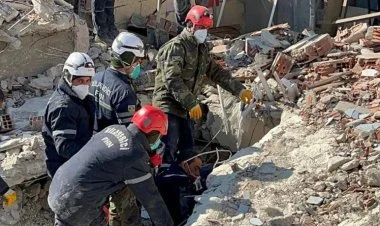 Xilasedicilərimiz Türkiyədə fəaliyyətlrinə davam edirlər