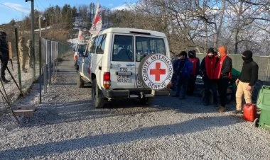 BQXK-nın 6 avtomobili Laçın yolundan keçdi