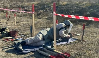 Britaniya azərbaycanlı minatəmizləyənlərə təlim keçəcək