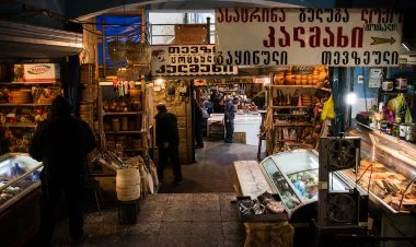 Qonşu Gürcüstan ərzaq qiymətlərini aşağı salır