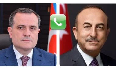 Ceyhun Bayramov Mövlud Çavuşoğlu ilə telefonla danışıb