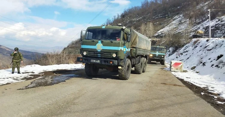 Sülhməramlıların üç avtomobili Laçına yola salınıb