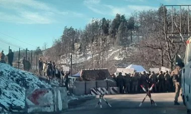 Azərbaycan nümayəndələri Xocalıda ermənilərlə görüşdü