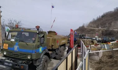 SM-ın yanacaqdaşıyan avtomobilləri Laçın istiqamətində gedib