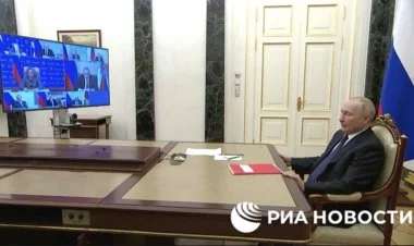 Putin Təhlükəsizlik Şurasının təcili iclasını keçirir