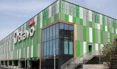 Bakıda "Bravo"da atışma olub, 1 nəfər ölüb VİDEO