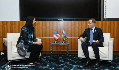 Bayramov Qətərdə ABŞ dövlət katibinin köməkçisi ilə görüşüb