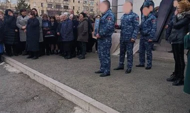 Xankəndidə qanunsuz quldur dəstəsinin üzvləri  basdırılıb