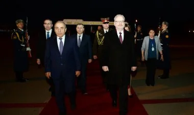 Latviya Prezidenti Azərbaycana rəsmi səfərə gəlib