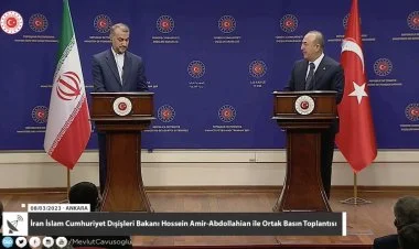 Türkiyə və İran XİN rəhbərlərinin birgə mətbuat konfransı