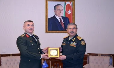 Zakir Həsənov NATO generalı ilə görüşdü