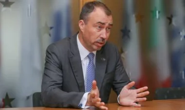 İrəvan və Bakı məsələləri danışıqlar masasında həll etsinlər