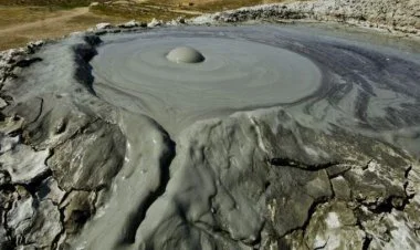 Palçıq vulkanlarının ətrafında ev tikmək təhlükəlidir