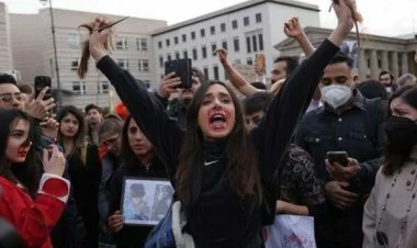 İranda etirazlar zamanı öldürülən qadınların sayı açıqlanıb